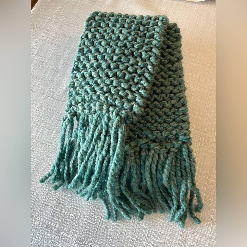 🧣Hand Knit 🧶 Scarf 🧣